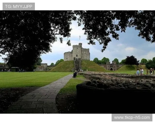 威尔士历史文化遗产探索之旅：从古代城堡到现代城市的变迁与魅力
